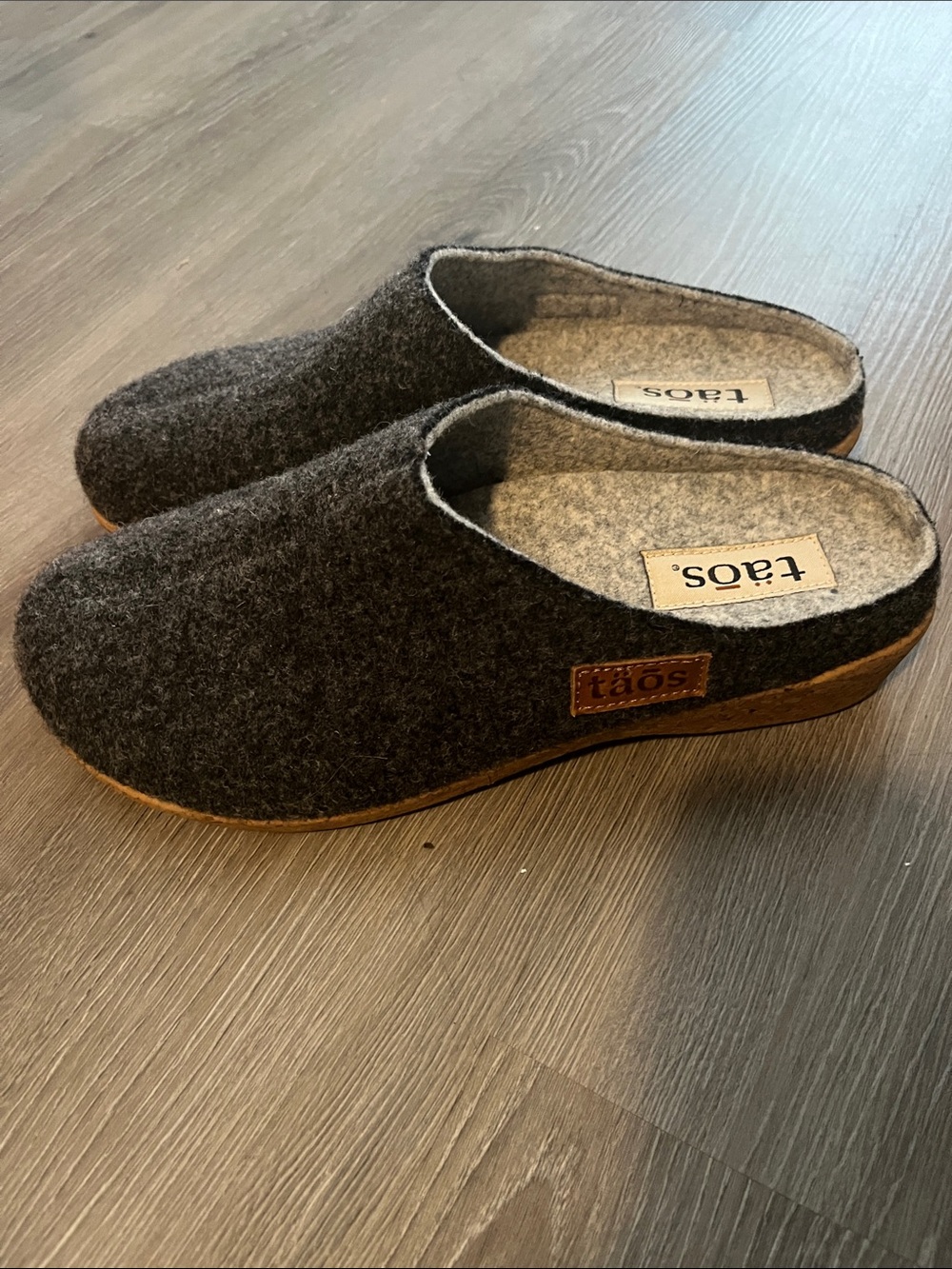 Taos Footwear Women’s Size 41/10 Charcoal Gray, Wool Slip-On Clog - Picture 6 of 7